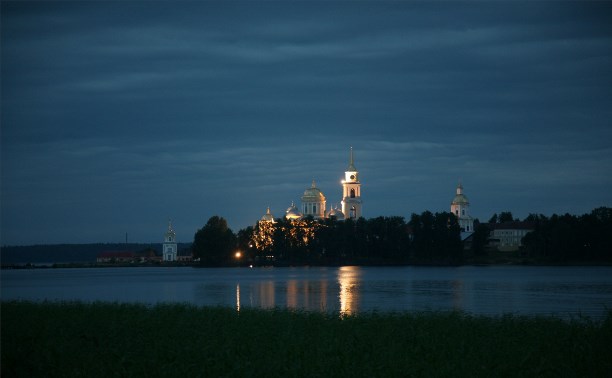 Озеро Селигер. Отсюда берет свое начало река Волга