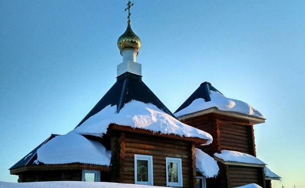 Сестринская община строящегося Свято-Успенского женского монастыря в селе Березняки.