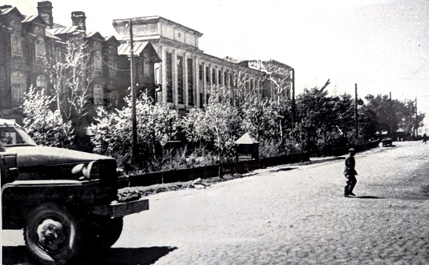 Американская техника на Сахалине 40-х.