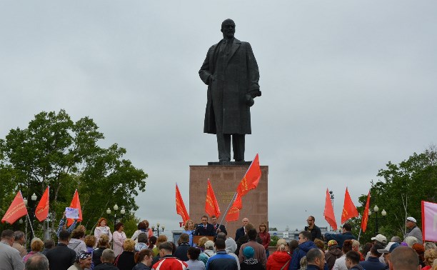 Митинг на площади Ленина