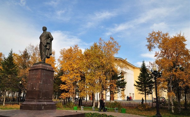 Дню рождения Ленина посвящается...Сахалинские памятники вождю 