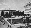 Черно-белый Сахалин: как раньше выглядели площади областного центра