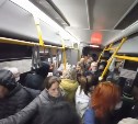 Сахалинские власти так и не определились, кто штрафует пассажиров автобусов без масок