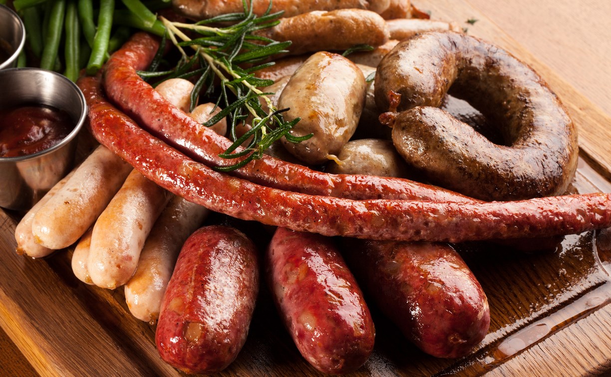 Колбаски и купаты: более 40 килограммов мяса продегустируют жители Южно-Сахалинска