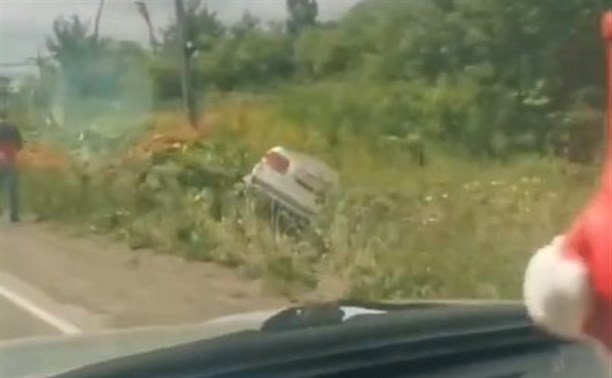 Джип и седан разлетелись на выезде из Шахтёрска