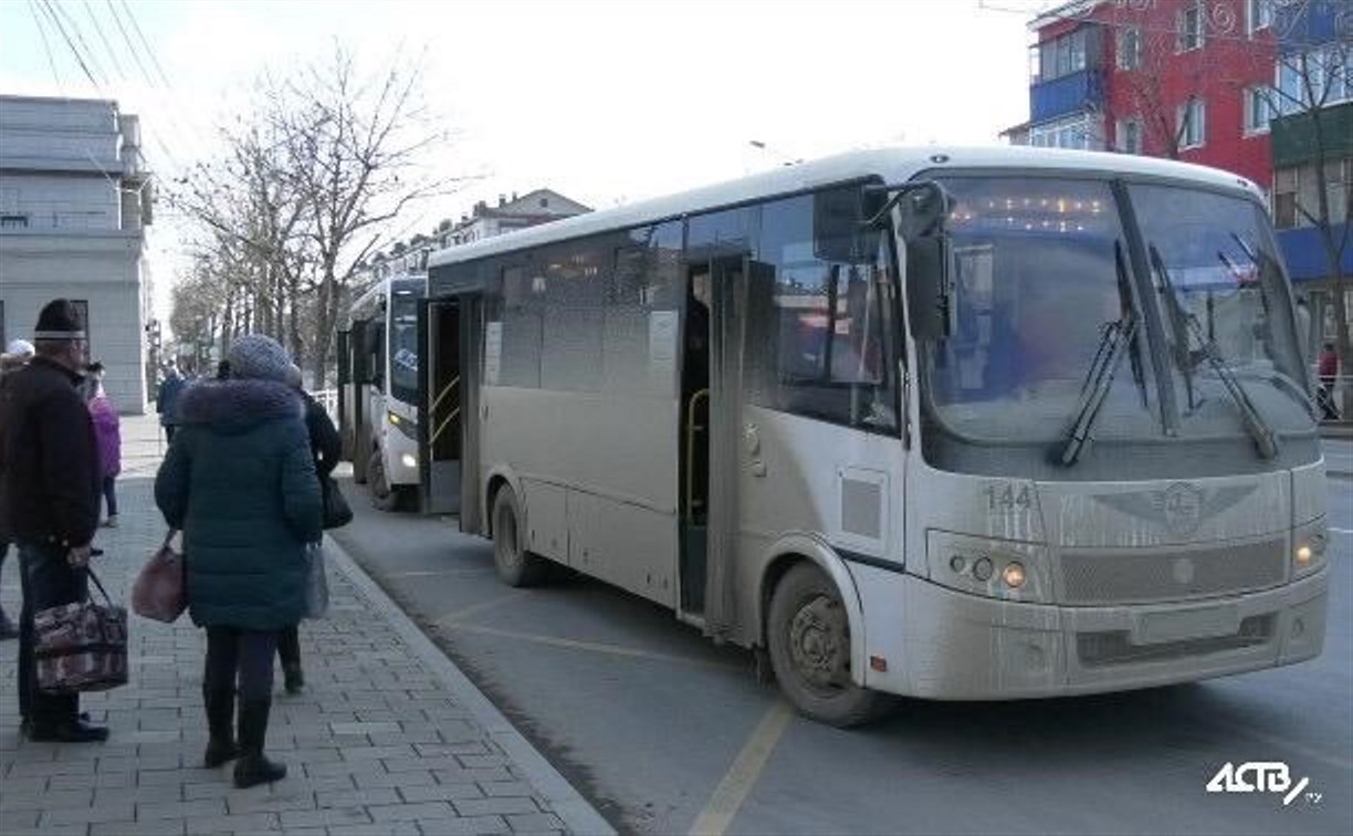 Маршруты автобусов скорректировали в Южно-Сахалинске