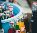 Госдума РФ хочет запретить газировку и чипсы в школах