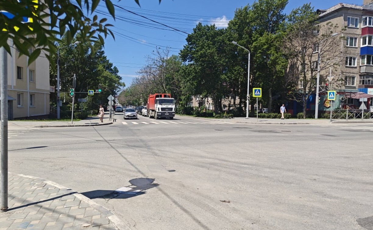 В Южно-Сахалинске западную сторону перекрёстка Чехова - Поповича перекроют до 25 июня 