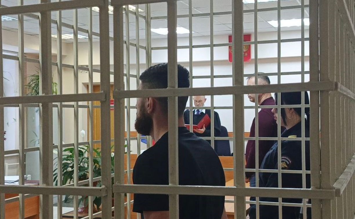 На Камчатке мужчина изнасиловал девушку после предложения проводить её до дома