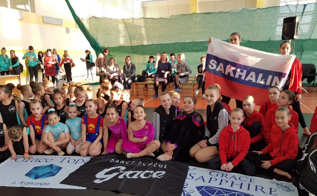 Сахалинские черлидеры завоевали десятки медалей во Владивостоке