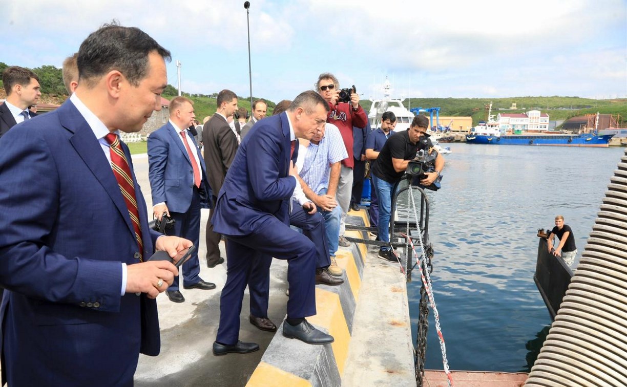 Дмитрий Медведев отметил позитивные изменения на Курилах