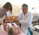 Группа кардиологов из Новосибирска ведет прием в двух больницах Сахалина (ВИДЕО)