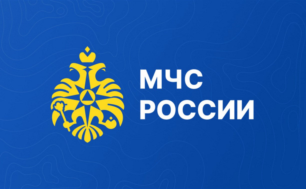 Поиски пропавших по пути с Шантарских островов на Сахалин мужчин и подростка пока не принесли результатов