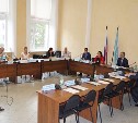 Изменение устава Корсаковского городского округа откладывается из-за неявки депутатов