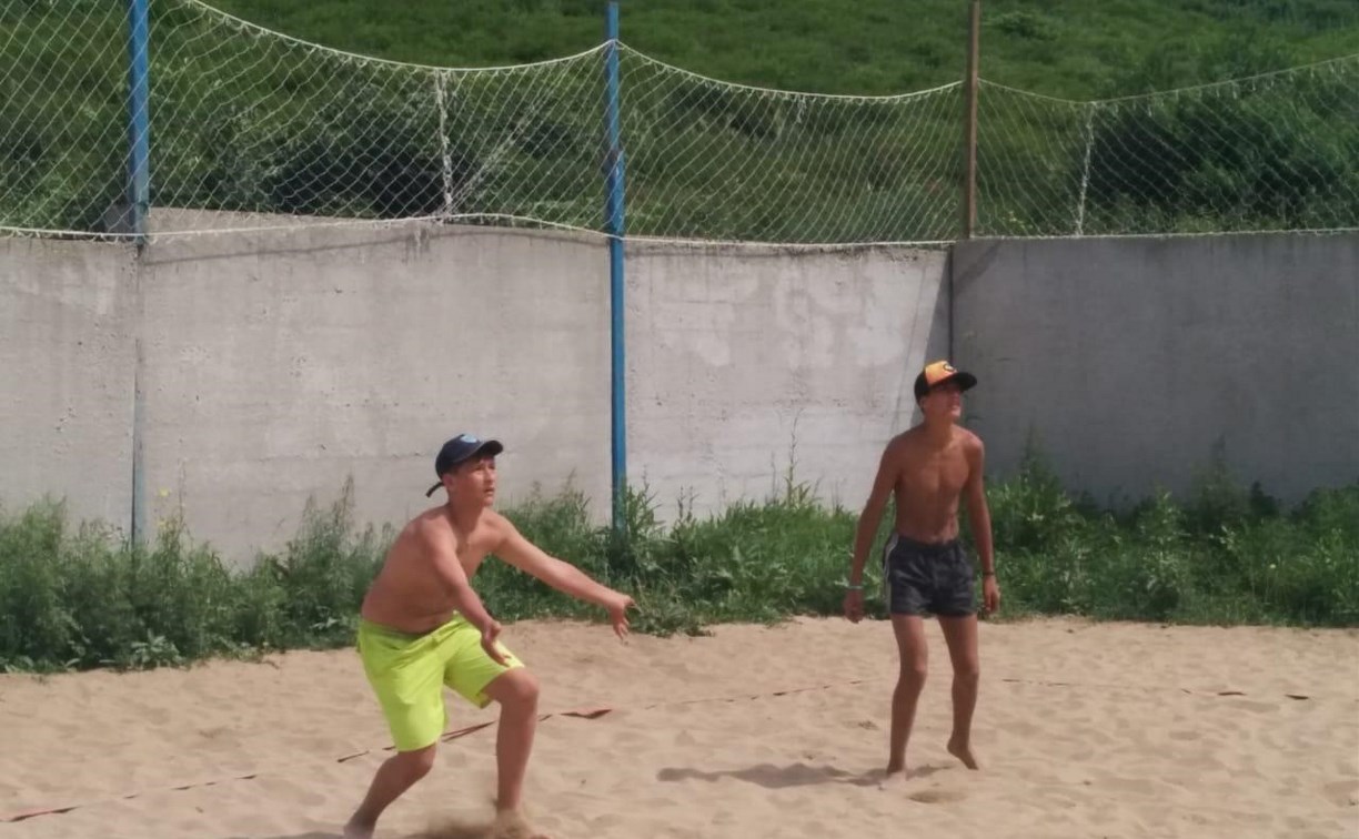 Сахалинские волейболисты готовятся к сезону в Находке