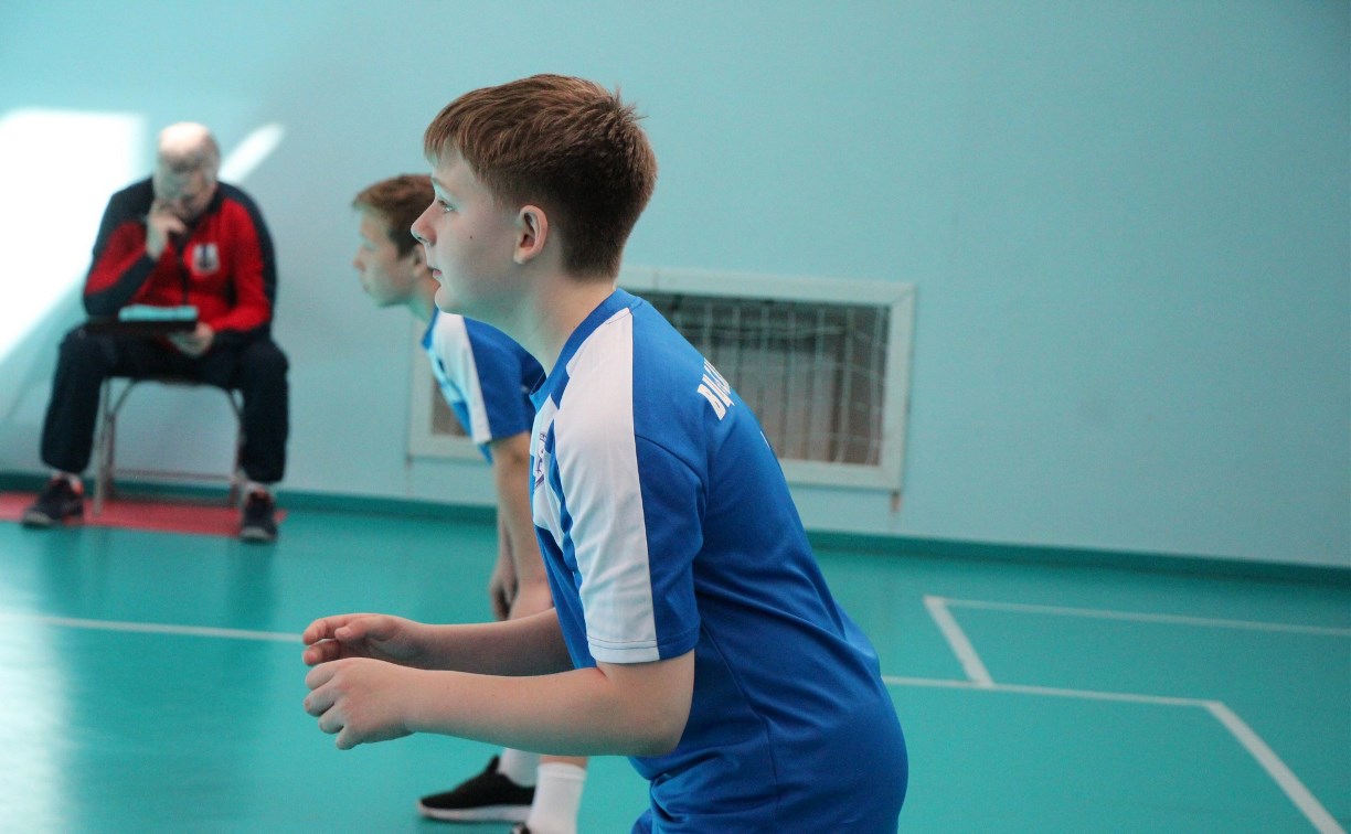 Команды из Южно-Сахалинска стали победителями открытого регионального первенства по волейболу