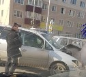 Два автомобиля не поделили перекресток в Южно-Сахалинске
