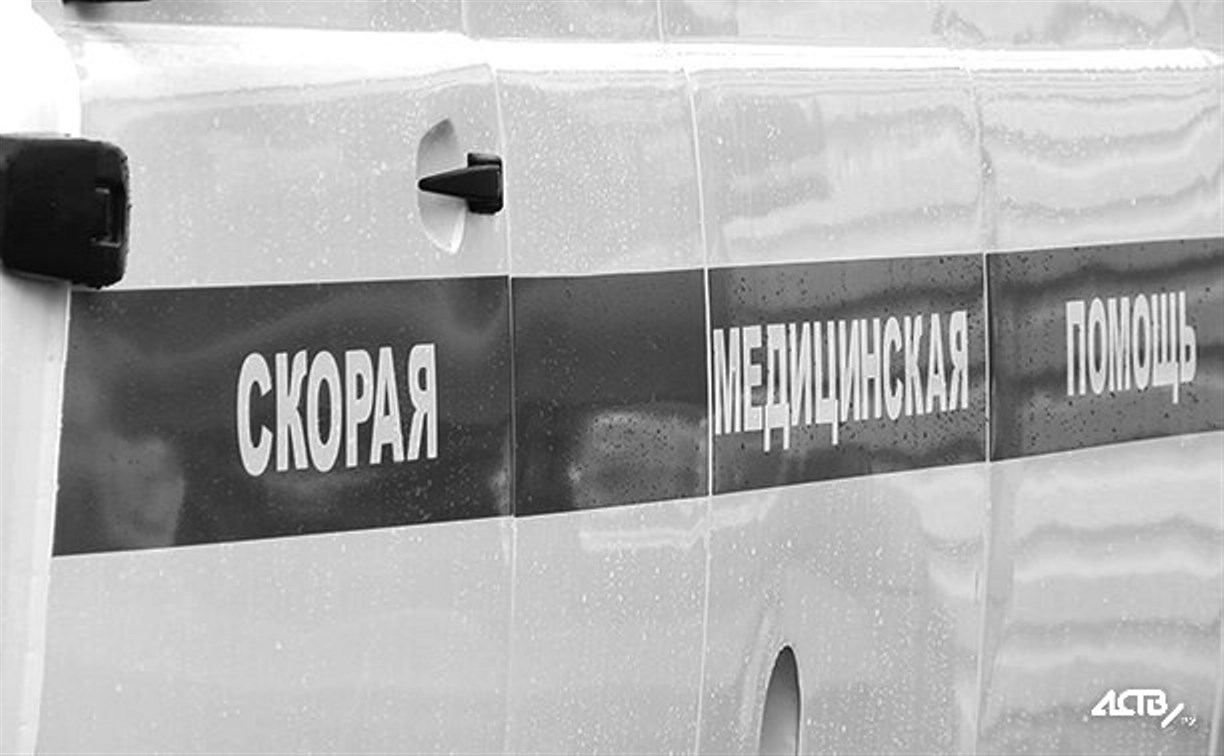 В Поронайском районе с дороги вылетел "Ниссан", водитель погиб