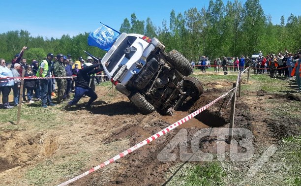 "Всё прошло отлично": сахалинские внедорожные гонки состоялись на адреналине под крики зрителей