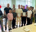 "Настоящее чудо": мэр Невельска пригласил на чаепитие детей, которые едва не утонули, и их спасителей