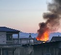 Перед Новым годом на Сахалине горели баня и жилой дом