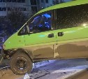 "Погоня или пьяные?": на пр. Мира в Южно-Сахалинске ночью произошло странное ДТП 