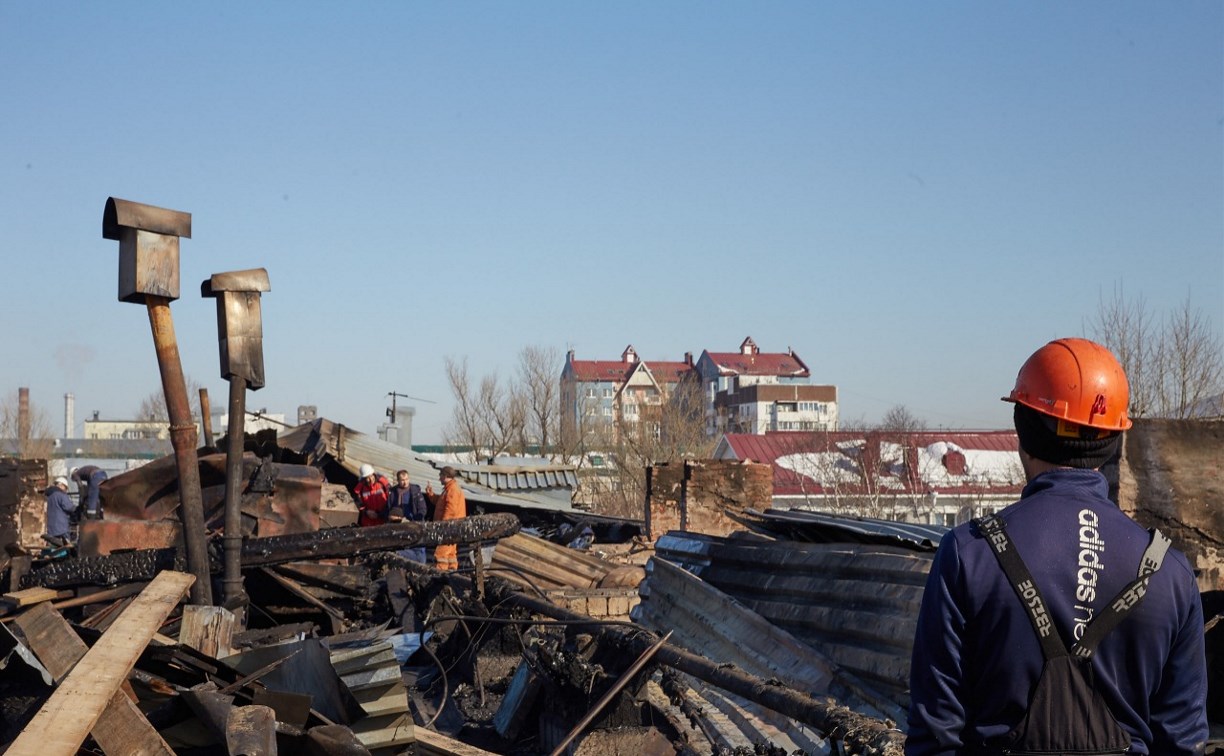 Мэрия: сегодня в пострадавший при пожаре дом на Сахалинской поступит тепло