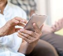 Сахалинские пенсионеры переходят с кнопочных телефонов на смартфоны