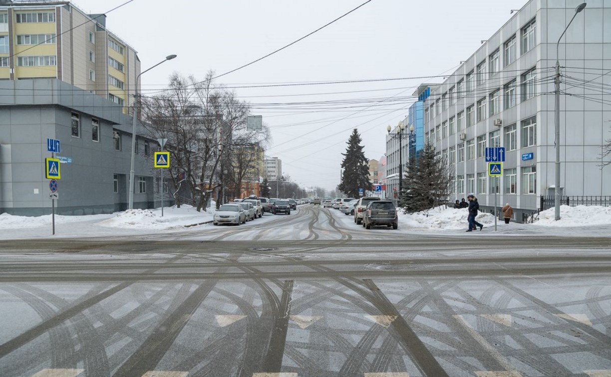 В Южно-Сахалинске действует платная муниципальная парковка с автоматической фиксацией нарушений