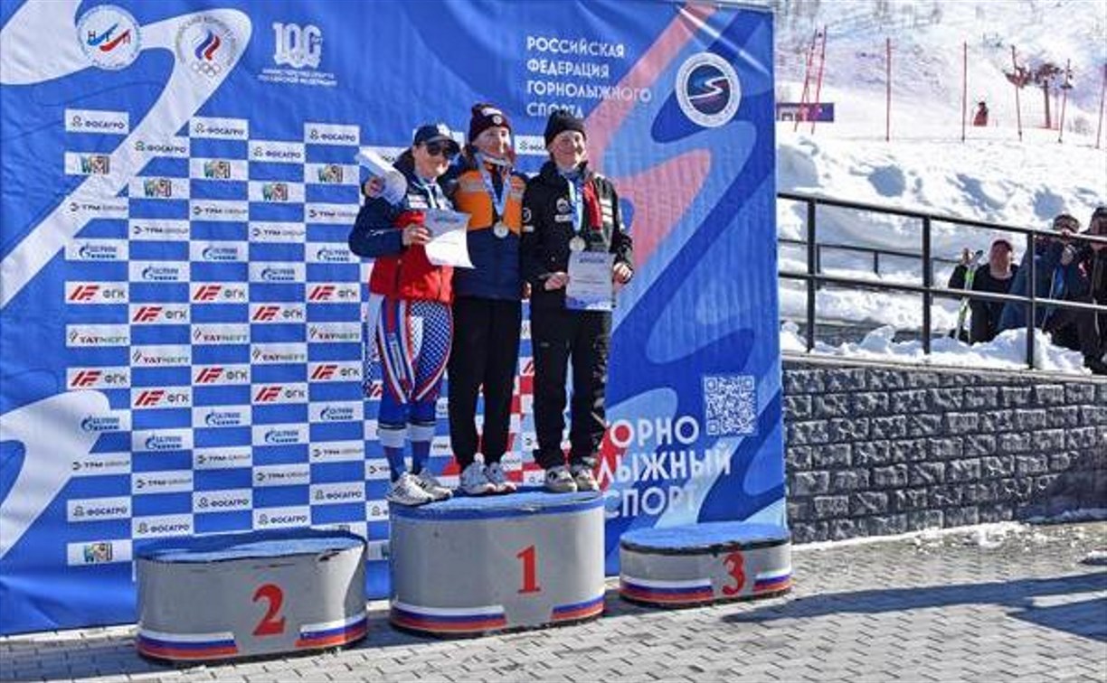 Сахалинская горнолыжница Дарина Иохвидович стала бронзовым призером первенства России