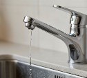 Третьи сутки без воды: жители дома на улице Жириновского в Южно-Сахалинске бьют тревогу