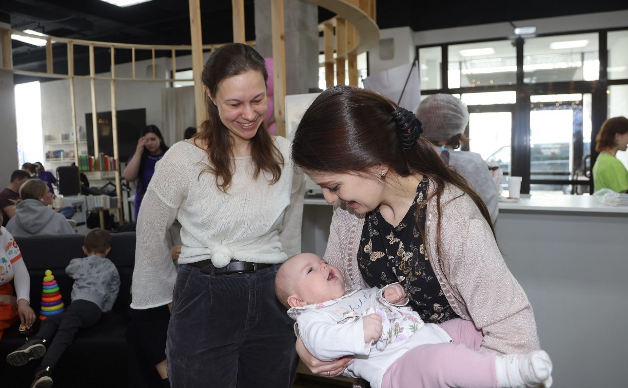 Всероссийский день беременных отметили на Сахалине