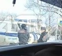 Автозак и автомобиль такси столкнулись в Троицком