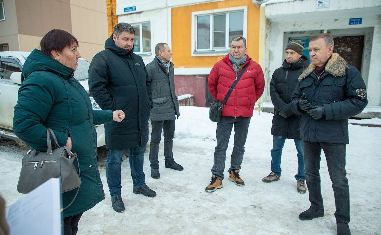 Одной из УК Южно-Сахалинска досталось от мэра за плохую расчистку