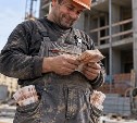 Зарплаты выше 200 тысяч рублей нашли сразу в пяти отраслях России