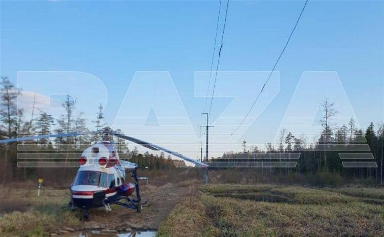 В Приморье вертолёт во время жёсткой посадки оборвал ЛЭП, пилот таинственно исчез