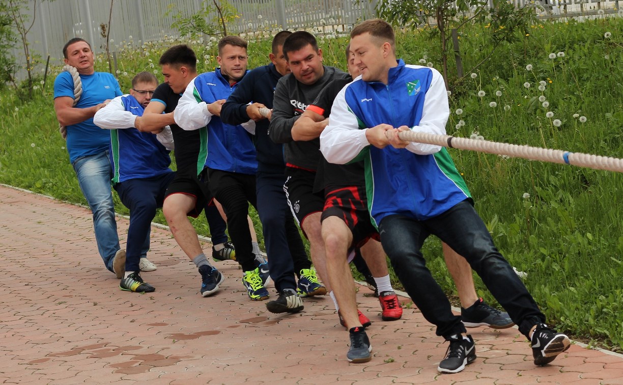 Участники из Долинска одержали победу в областном этапе сельских спортивных игр
