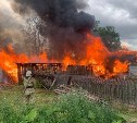 Частный дом на площади 320 "квадратов" сгорел в Тымовском районе