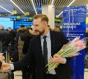 Тысячи цветов украсили аэровокзал "Южно-Сахалинск" в Международный женский день