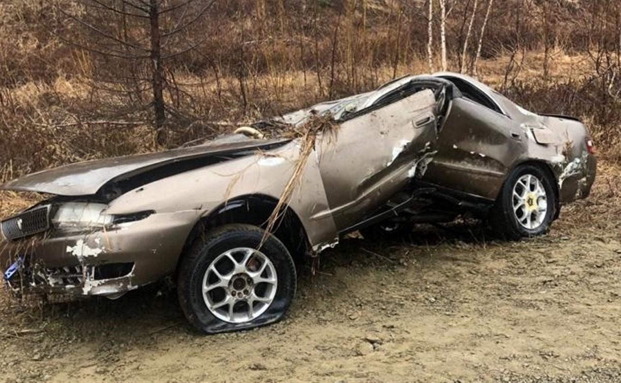 Сахалинка превратила только что купленный Toyota Chaser в груду металла