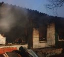 Владельцы одной из квартир в сгоревшем доме в Южно-Сахалинске не обращались за выплатами