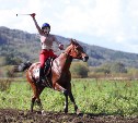 Летний сезон конного спорта на островах завершили "Сахалинским Дерби"