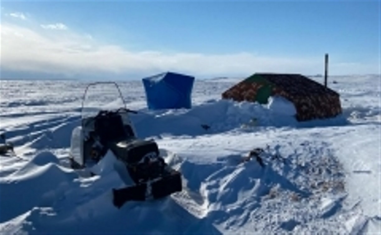 "Нелюди": на Сахалине обворовали палатку, в которой накануне нашли тела рыбаков