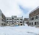 В Южно-Сахалинске продолжают строительство школы на 1100 мест в 19-м микрорайоне