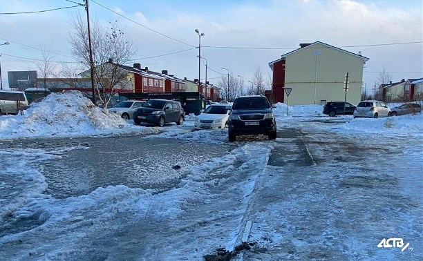 Жители Троицкого жалуются на огромные лужи