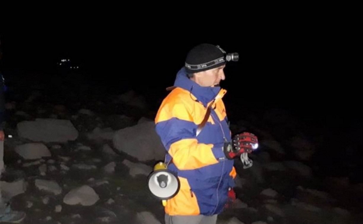 Спасатели нашли подмосковного туриста, пропавшего на вулкане на Курилах