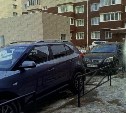 Неизвестный столкнулся с Hyundai Creta и скрылся с места ДТП в Южно-Сахалинске