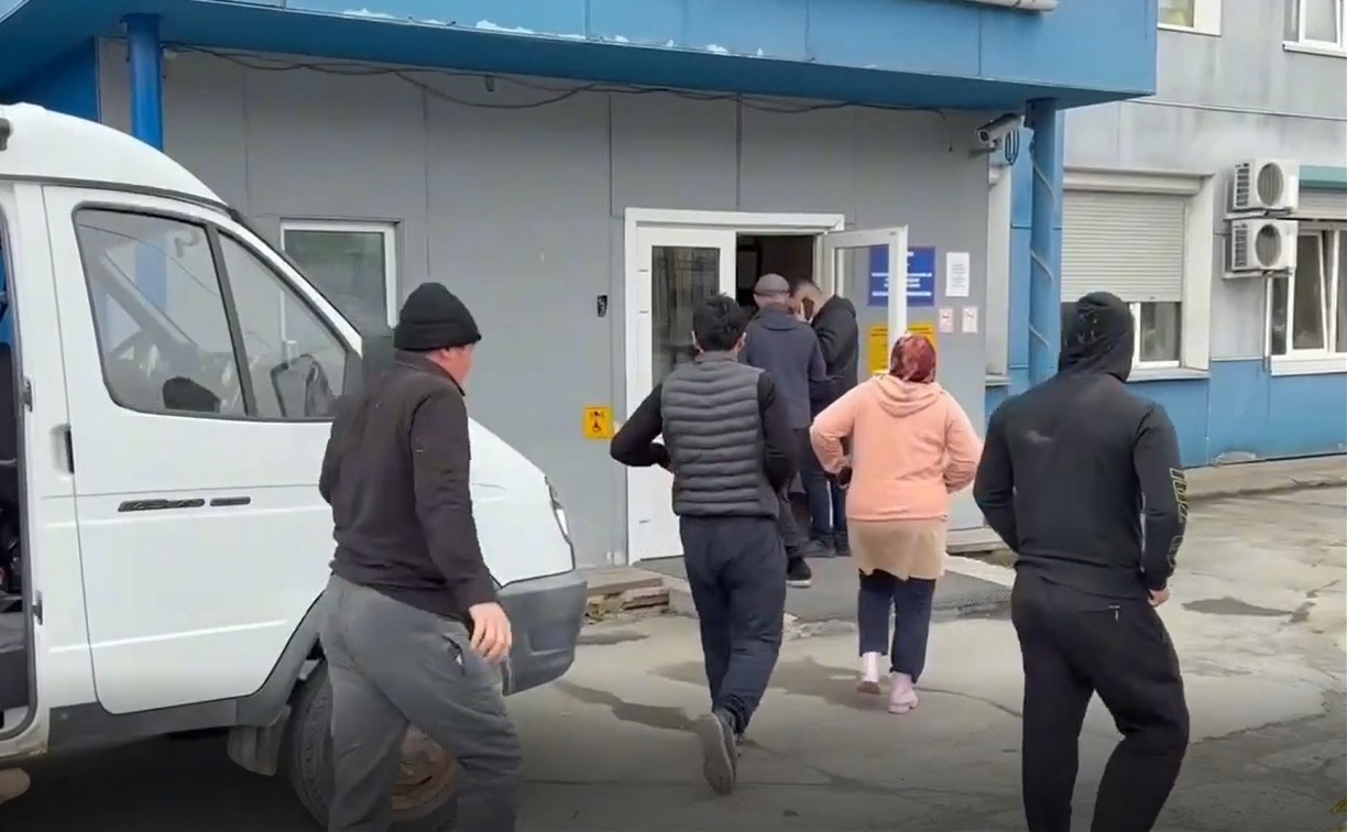 На Сахалине провели масштабную операцию "Нелегал" - выявили 116 нарушений 