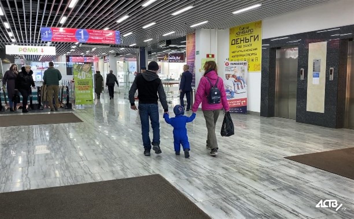 Треть россиян собираются реже посещать ТЦ и магазины одежды после карантина