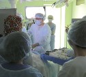 Серию мастер-классов провели профессора из Москвы для сахалинских онкологов